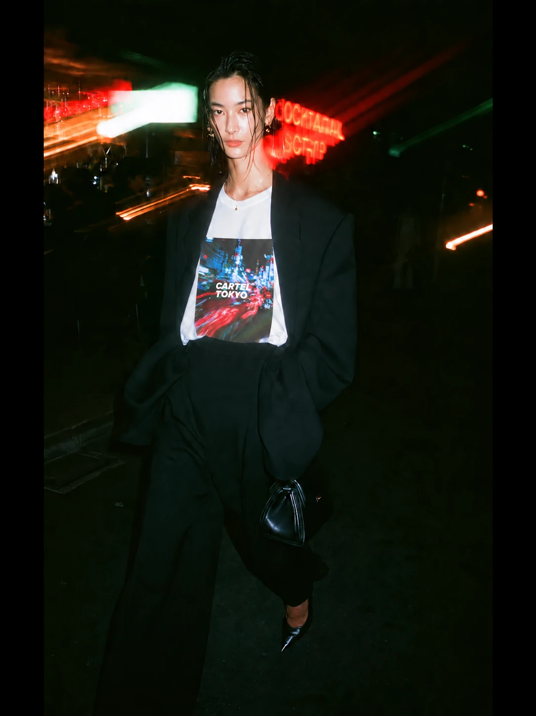 CITY NIGHT — white, front, styled look