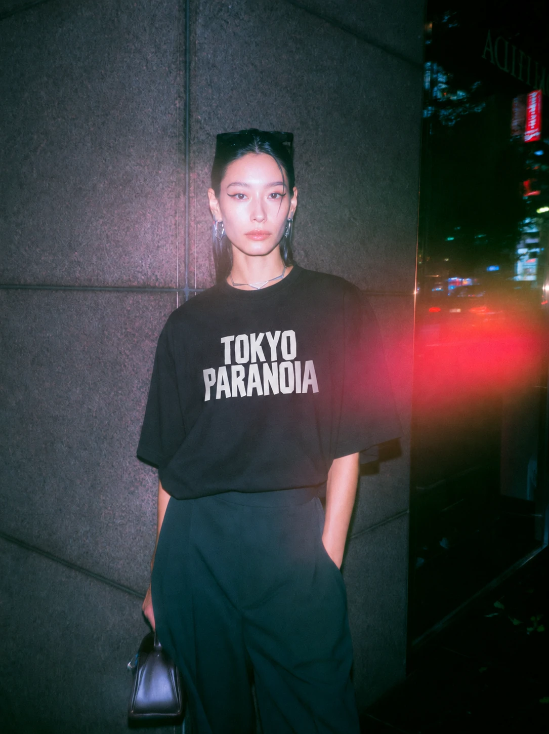 TOKYO PARANOIA — black, front, styled look